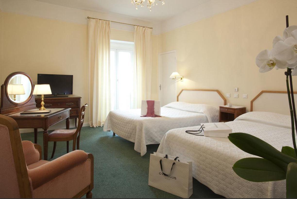 Logis Hotel Royal Saint-Mart Royat Zewnętrze zdjęcie