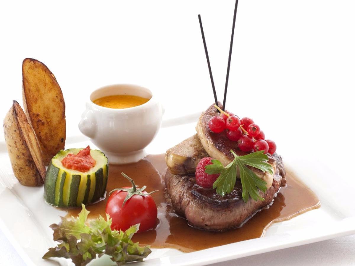 Logis Hotel Royal Saint-Mart Royat Zewnętrze zdjęcie