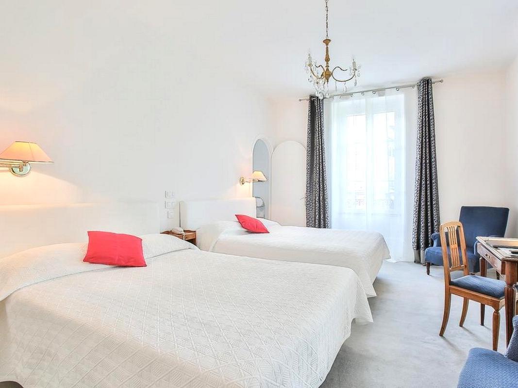Logis Hotel Royal Saint-Mart Royat Zewnętrze zdjęcie