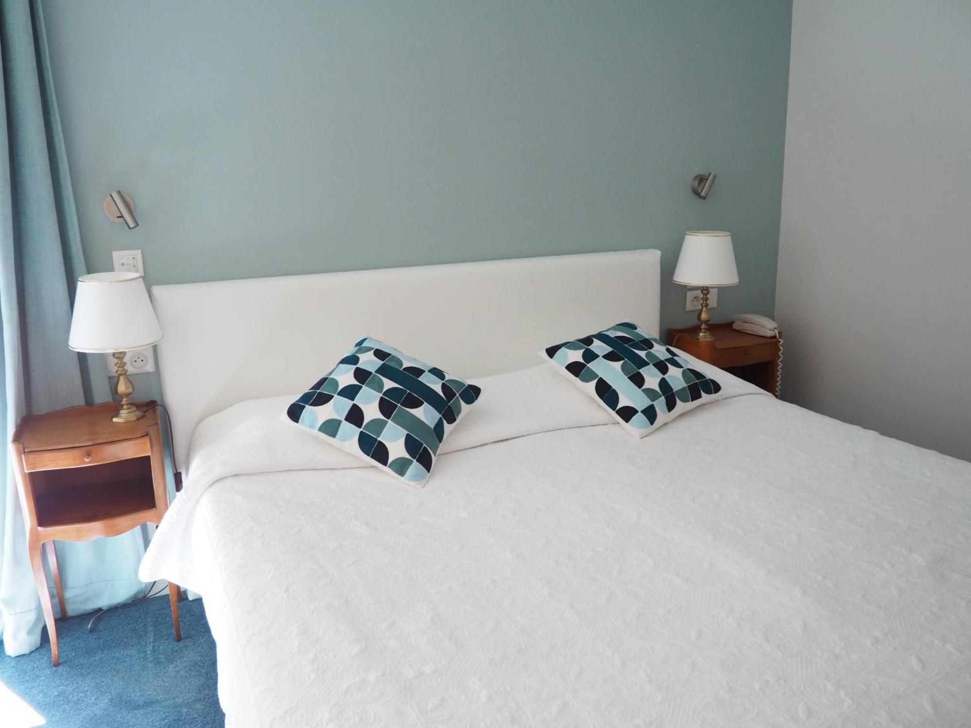 Logis Hotel Royal Saint-Mart Royat Zewnętrze zdjęcie