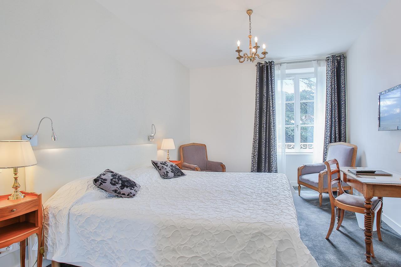Logis Hotel Royal Saint-Mart Royat Zewnętrze zdjęcie